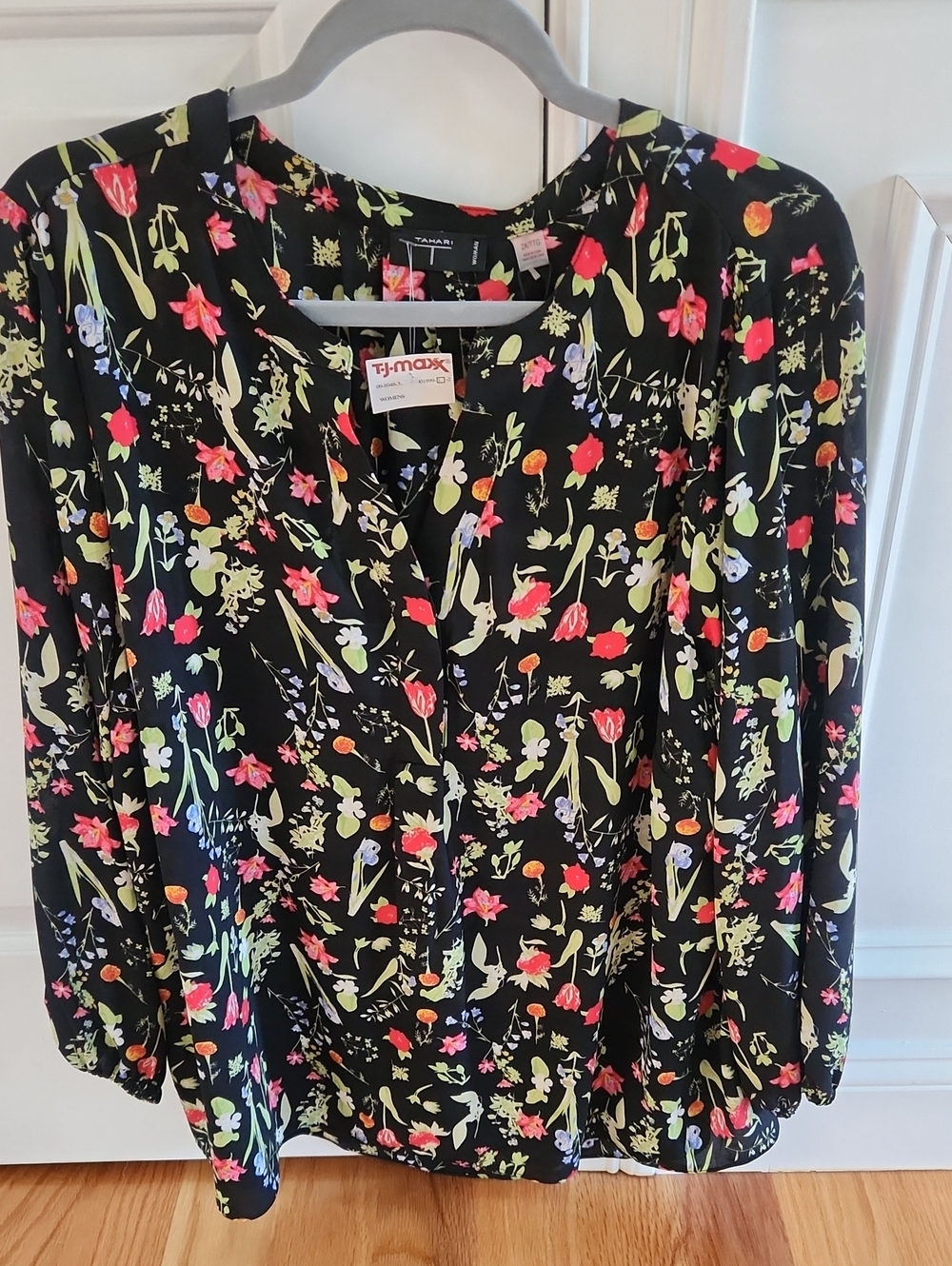 Tahari, V-Neck Blouse - Black with Multicolor Floral, Sz 2X